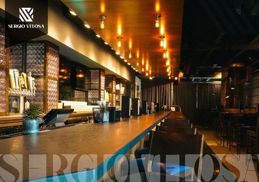Barras de bar y muebles de licor fabricados artesanalmente en Bogotá