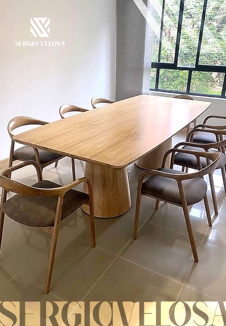 Mesa de comedor grande